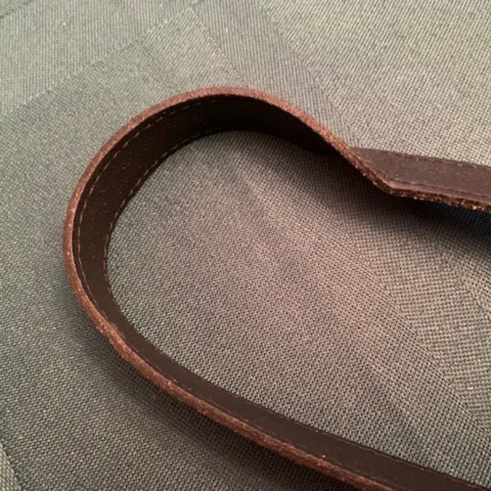 🎉HP🎉Vintage Leather Longchamp shoulder bag - Picture 8 of 16